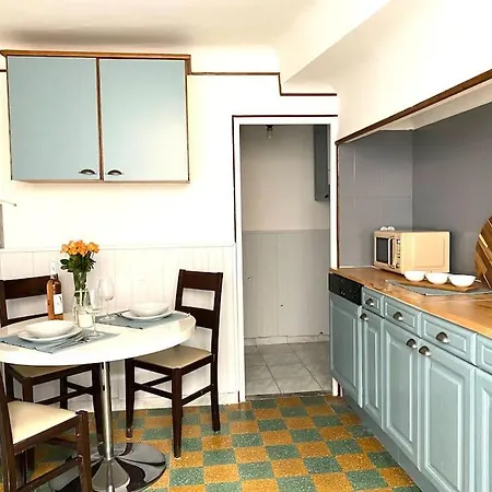 Mon Petit Chez Moi *